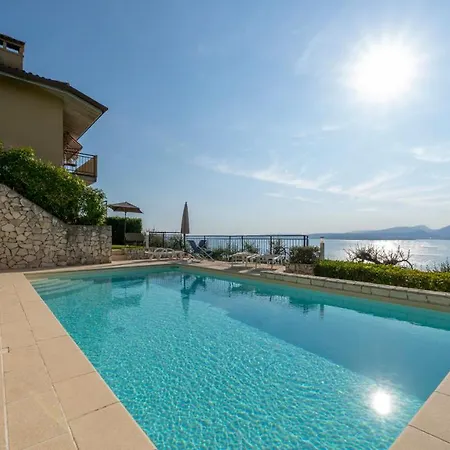 Vila Airbnb Garda Lake, 1k_home Torri Del Benaco